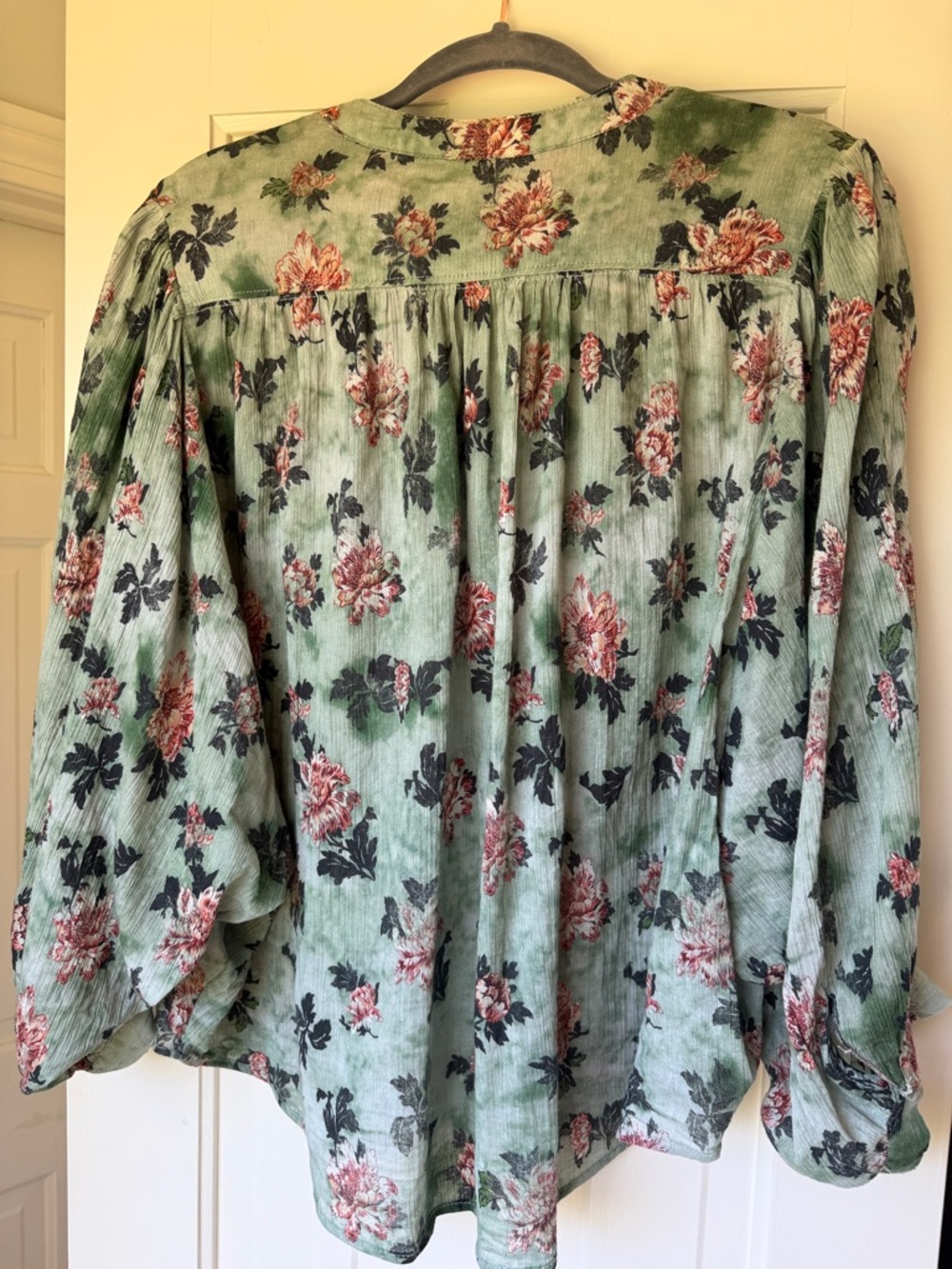 Anthropologie Mint Green Floral Button-Front Blouse - Picture 5 of 5